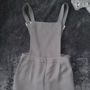 lulu’s black overalls